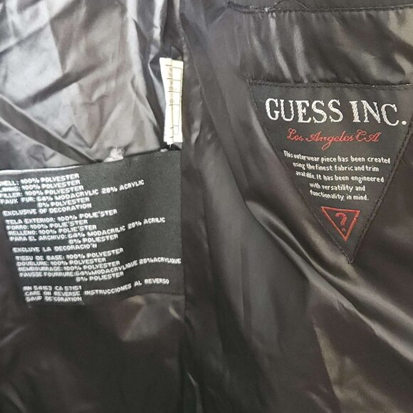 Guess burgundy puffer coat Women's small Removable fur-lined hood Zipper pockets - Picture 11 of 16